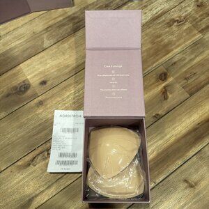 Nood Women's Luxe Push-Up Adhesive Bra Cup Size D NEW, Nude Color